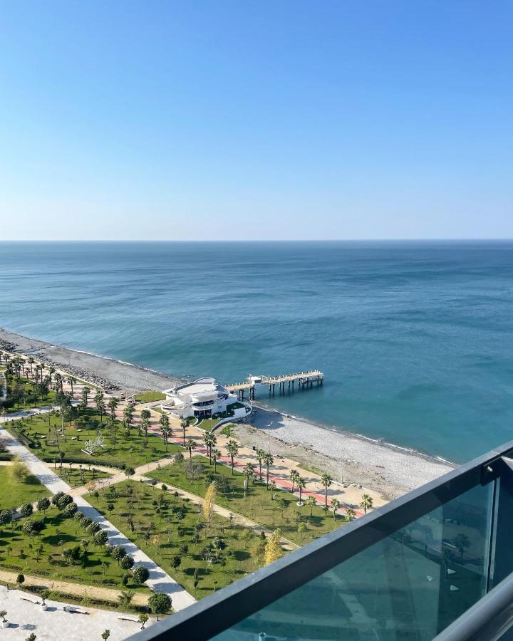 Sea View Apartments Orbi Beach Tower Батумі Екстер'єр фото
