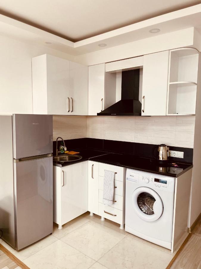 Sea View Apartments Orbi Beach Tower Батумі Екстер'єр фото