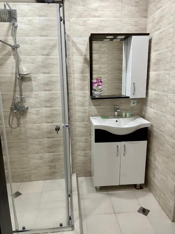 Sea View Apartments Orbi Beach Tower Батумі Екстер'єр фото
